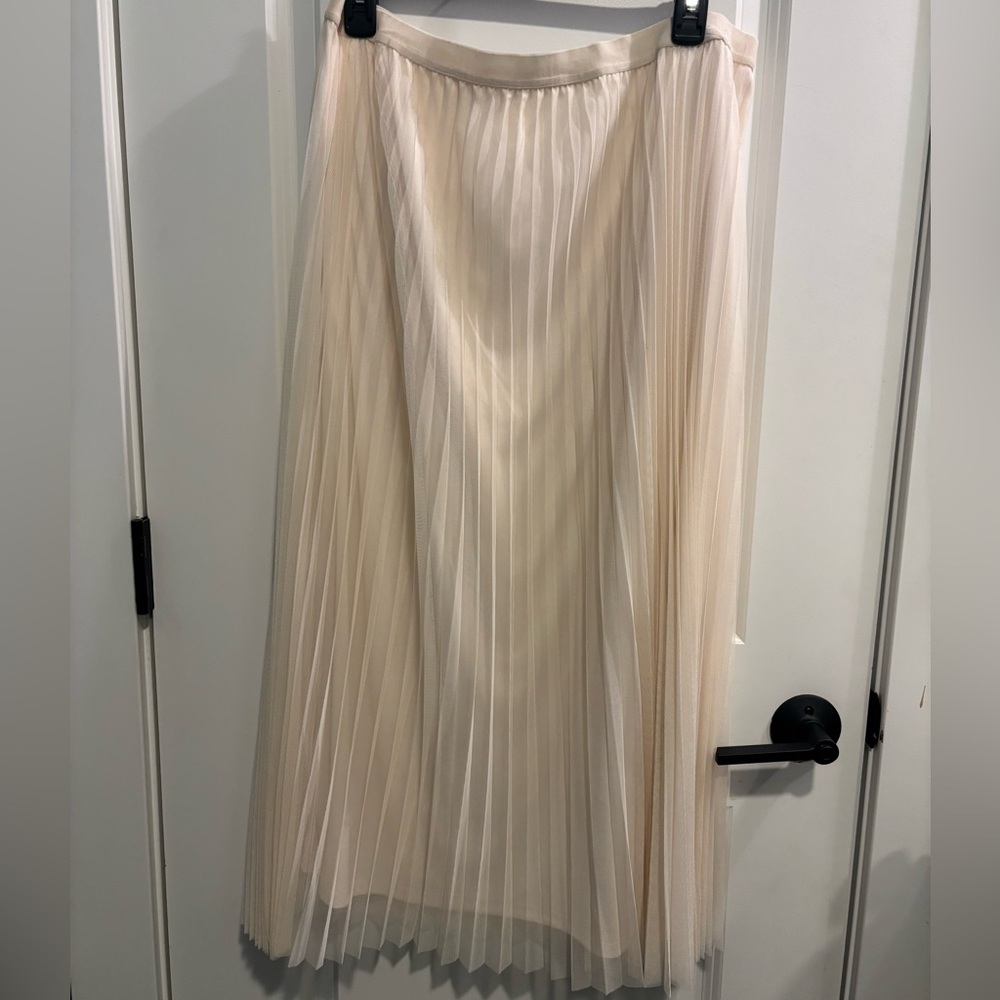 LC Lauren Conrad Cream Maxi Skirt